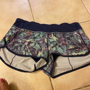 SOLD Lululemon speed shorts